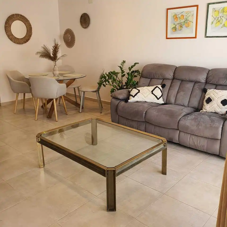Sala de estar de Casa adosada en venta en Rojales con Microondas