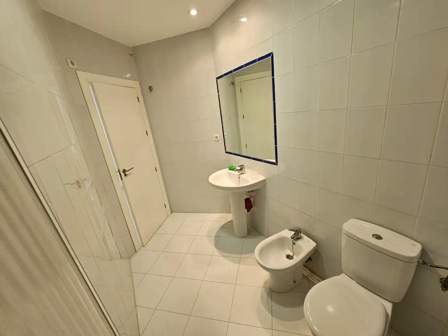 Bany de Apartament en venda en La Manga del Mar Menor amb Piscina comunitària