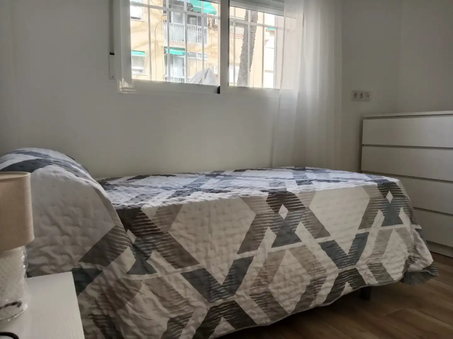 Bedroom of Flat for rent in Cartagena