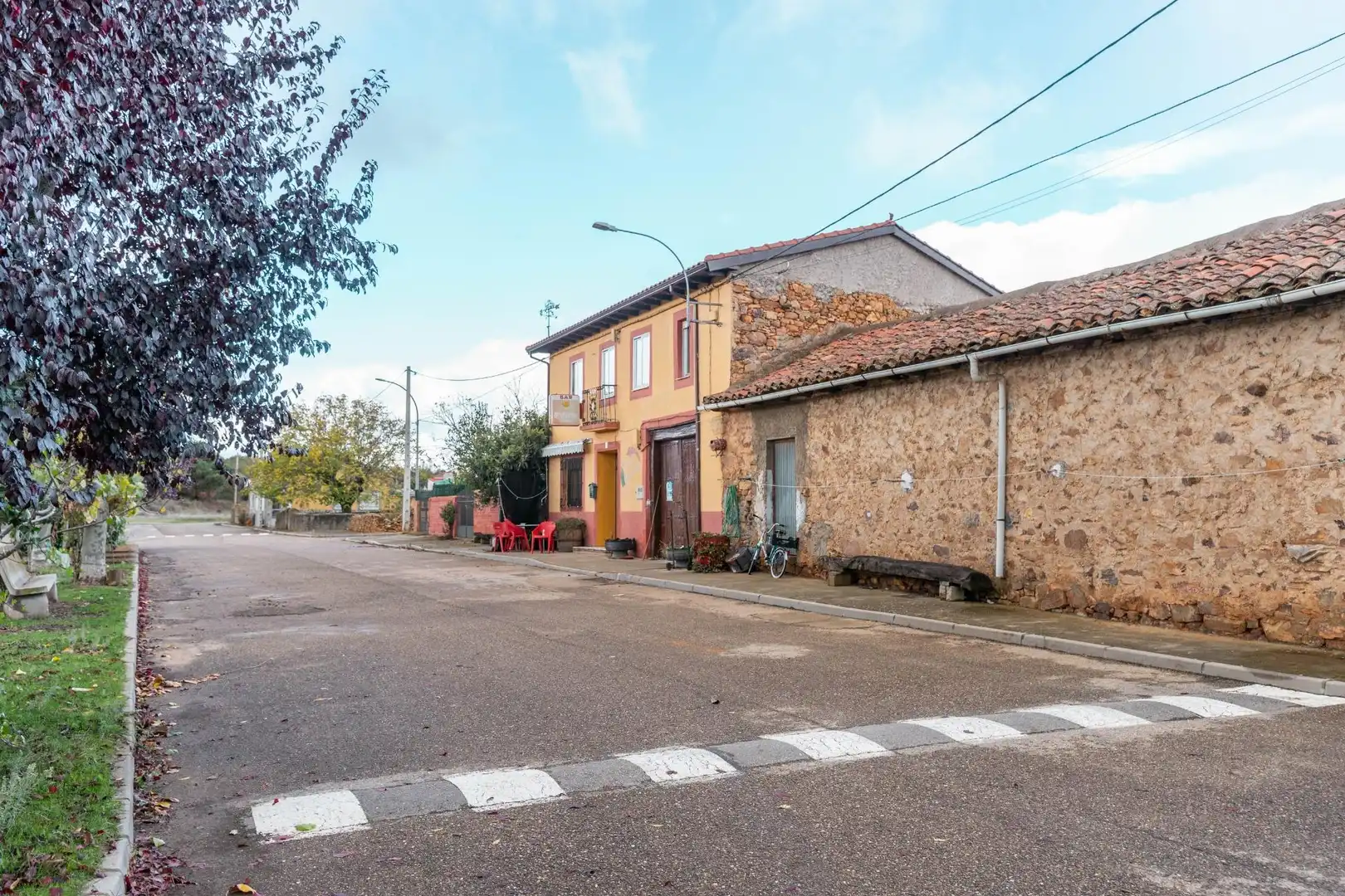 Exterior view of Houses for sale in Castrocontrigo  with Private garden, Terrace and Furnished