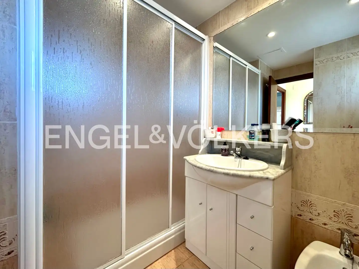 Bathroom of Attic for sale in Cambrils  with Air Conditioner, Heating and Terrace