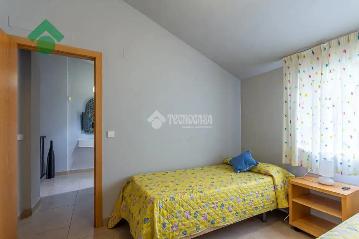 Bedroom of Flat for rent in Almuñécar