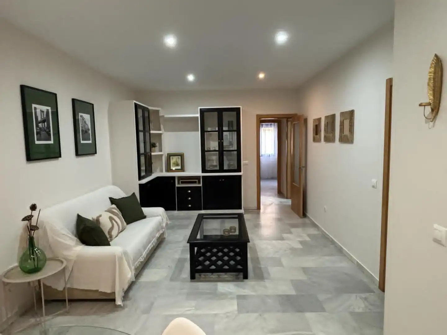 Sala d'estar de Apartament en venda en Barbate amb Jardí privat, Traster i Moblat