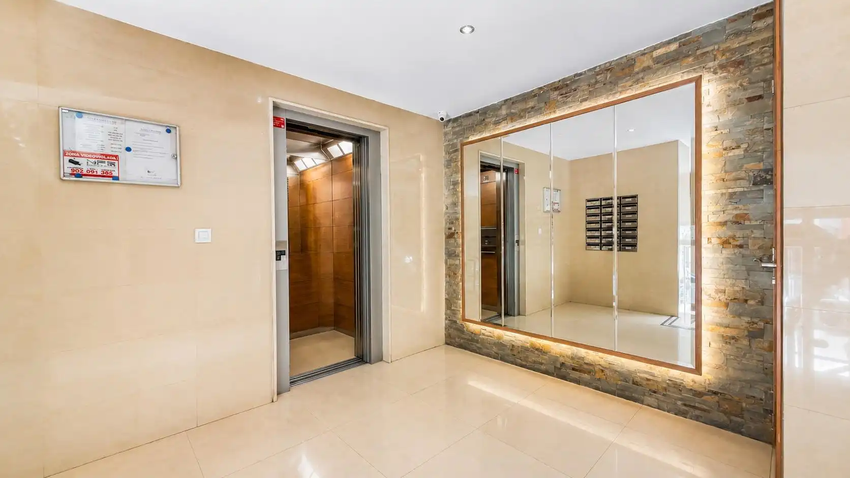 Apartamento en venta en Calle VELETA, Centro