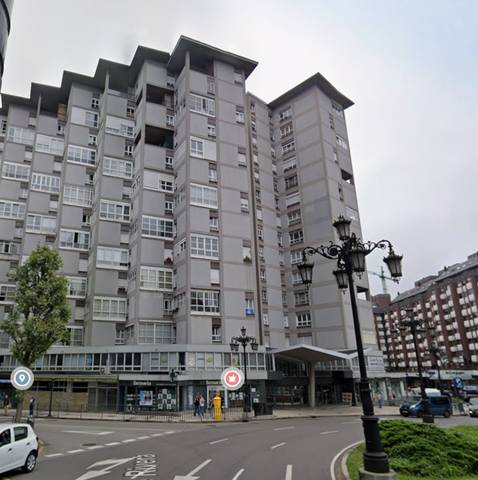 Piso en Venta en Oviedo - PZ GENERAL PRIMO DE RIVERA en Milán - Pumarín
