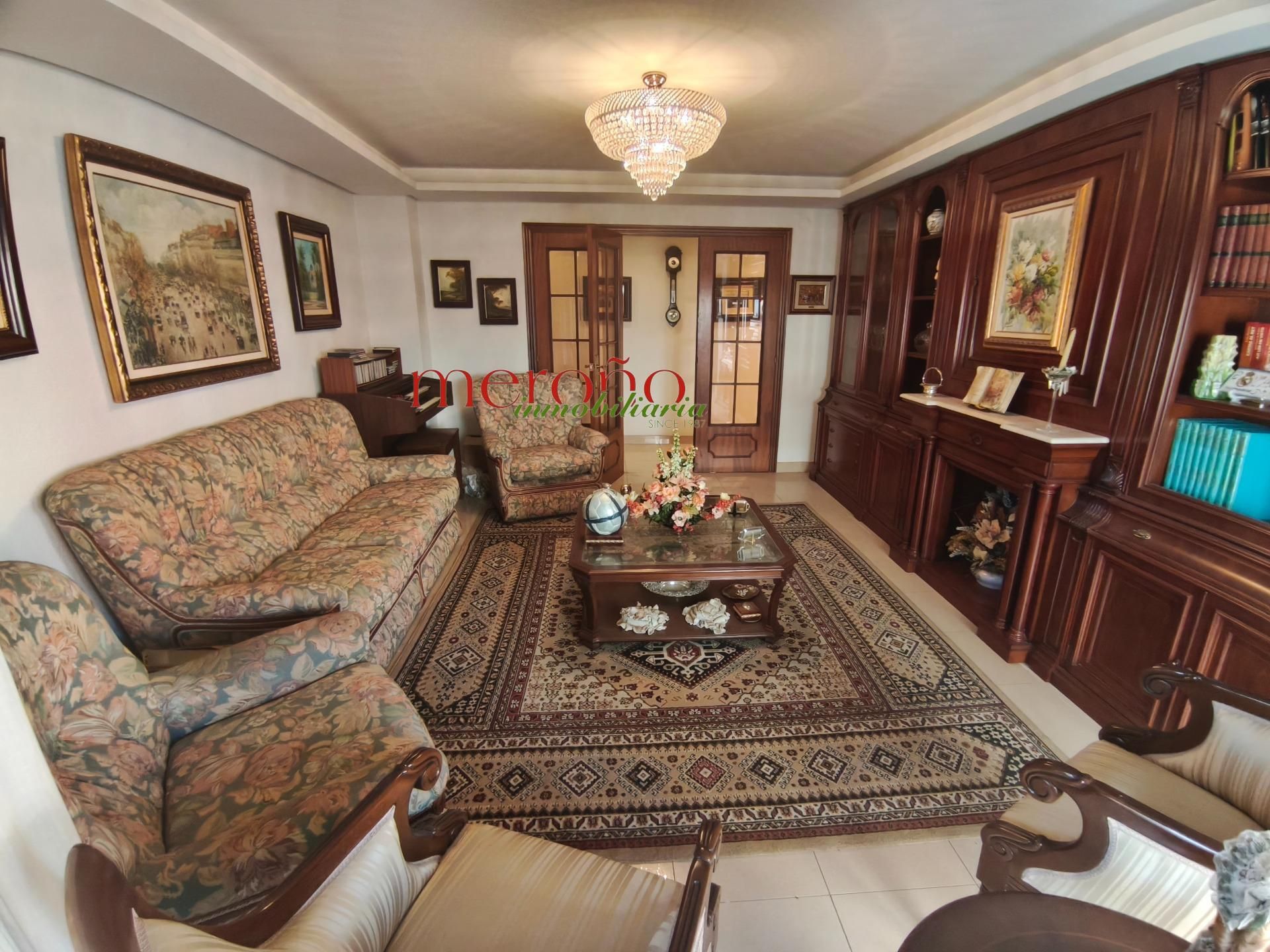 Sala d'estar de Pis en venda en Elche / Elx amb Aire condicionat, Moblat i Balcó