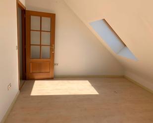 Flat for sale in Calle Miguel Hernández, Torreperogil