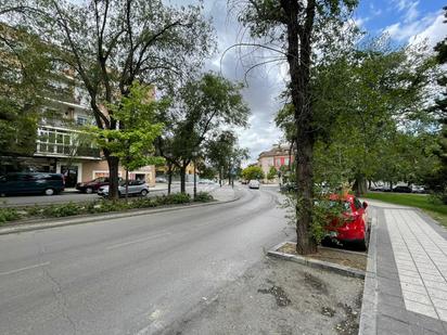 Vista exterior de Pis en venda en Aranjuez amb Terrassa