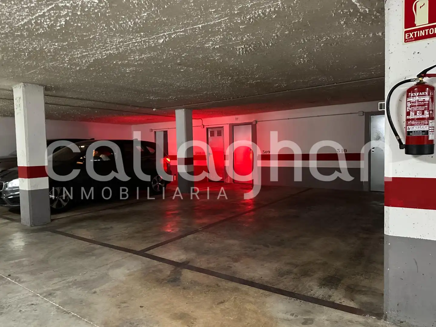 Parkplatz von Garage zum Verkauf in Burjassot
