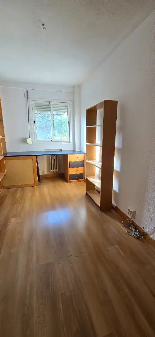 Habitación de Piso en venta en Las Rozas de Madrid con Aire acondicionado, Calefacción y Jardín privado