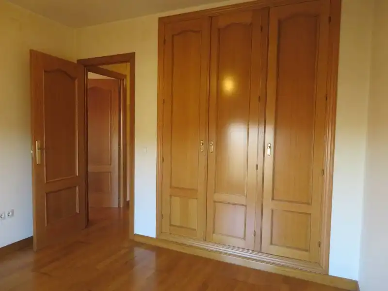 Habitación de Casa o chalet en venta en Chozas de Abajo con Calefacción, Jardín privado y Trastero