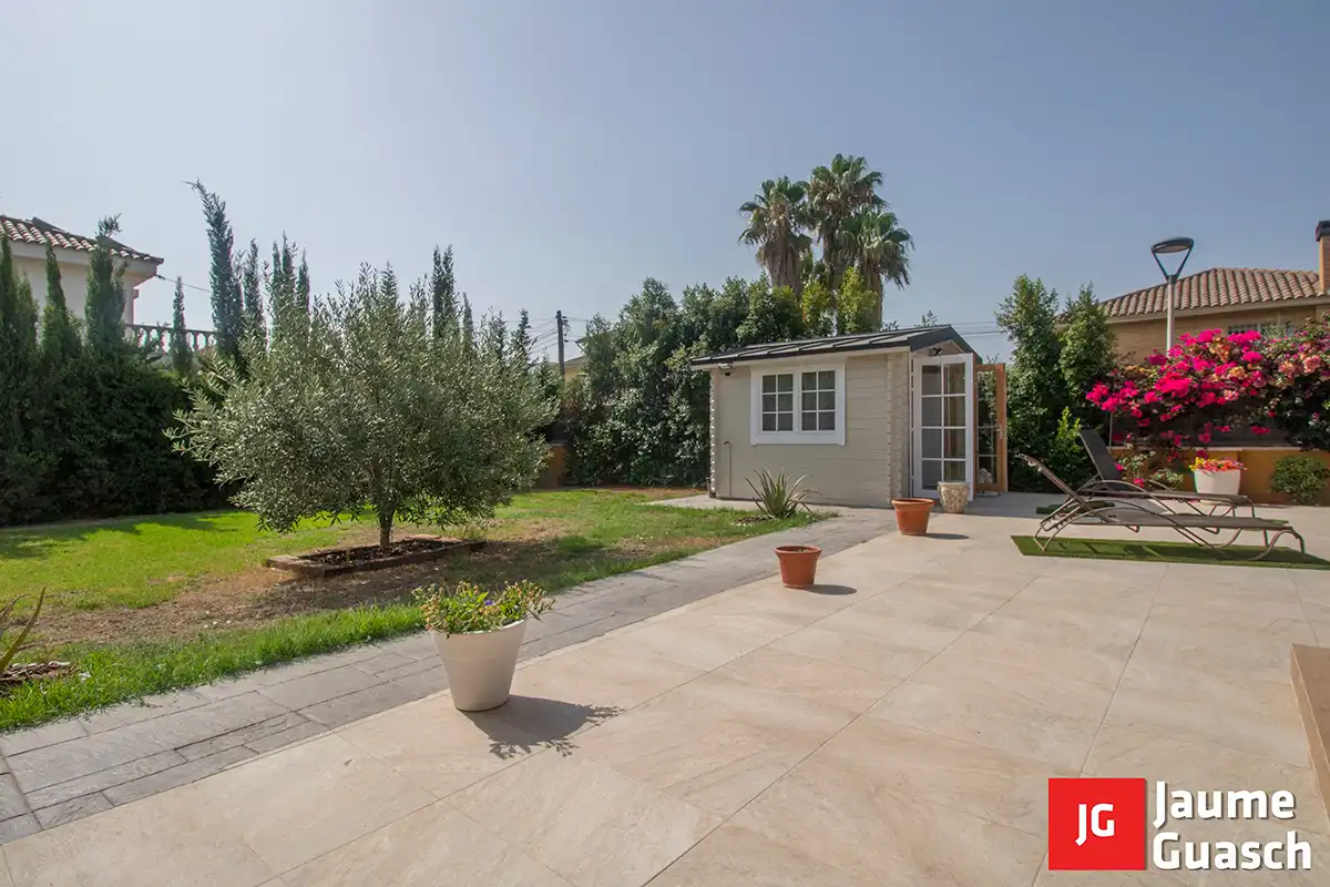 Jardín de Casa o chalet en venta en El Vendrell con Aire acondicionado, Calefacción y Jardín privado