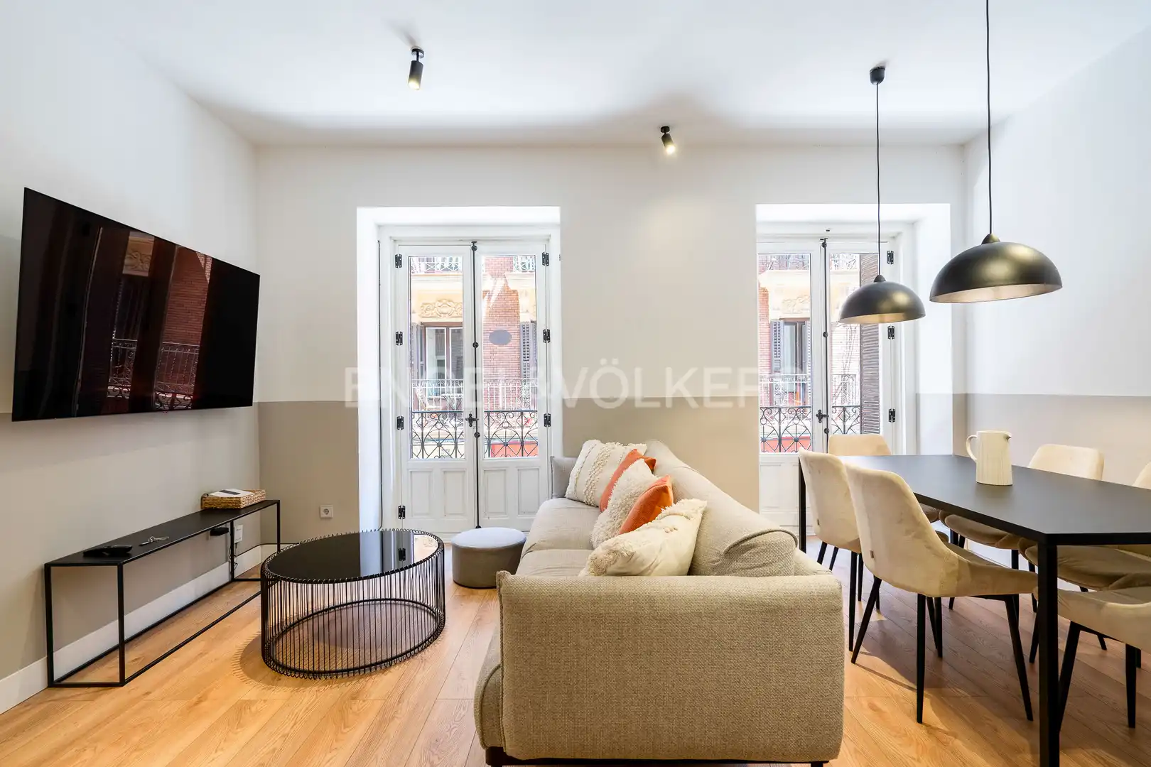 Exterior view of Flat for rent in Madrid  with Air Conditioner, Heating and Furnished