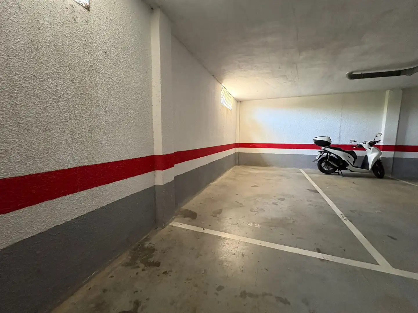 Parkplatz von Erdgeschoss zum Verkauf in Benalmádena mit Terrasse, Möbliert und Gemeinschaftspool