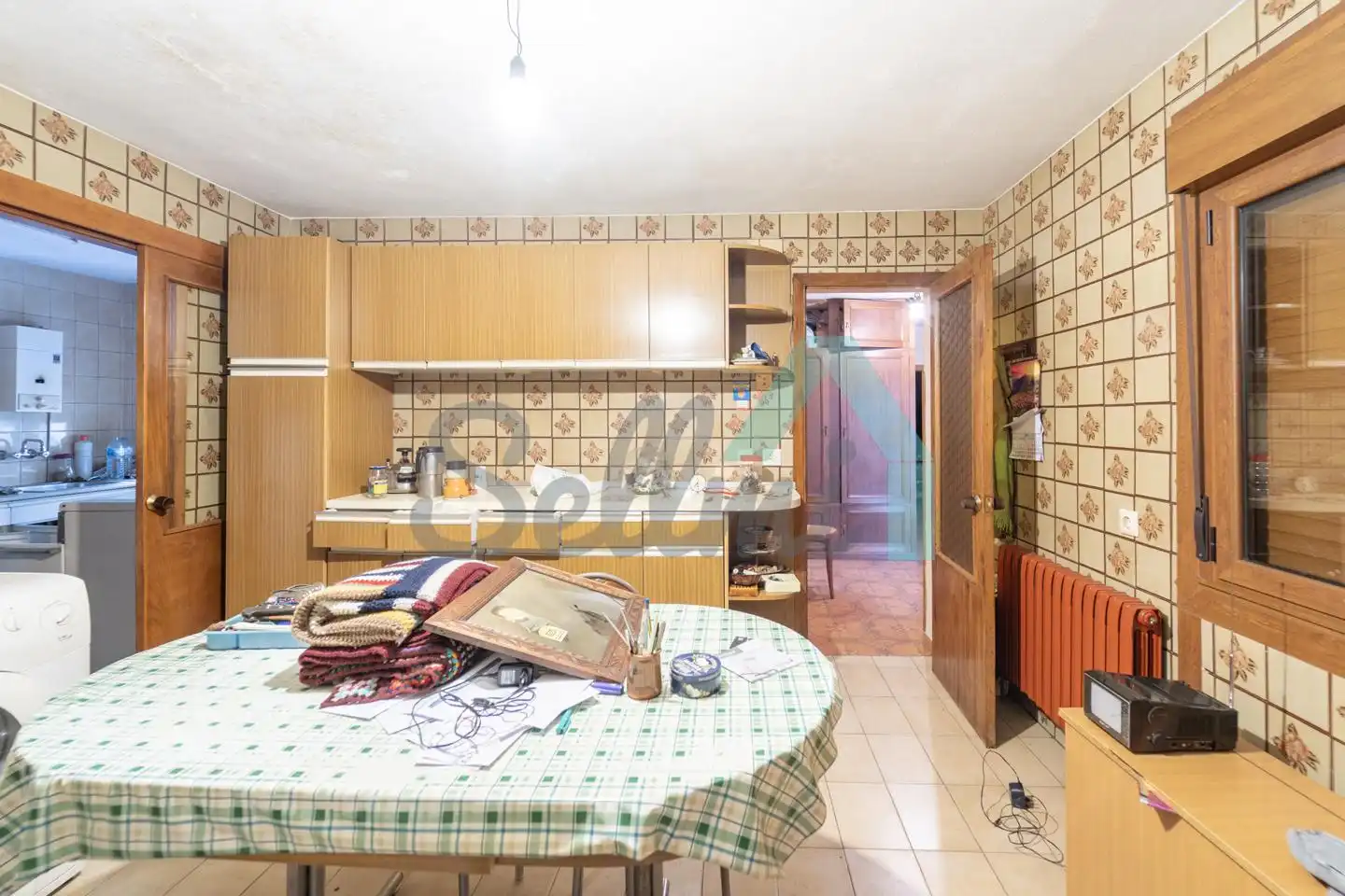 Cuina de Casa adosada en venda en Oviedo  amb Calefacció, Terrassa i Traster