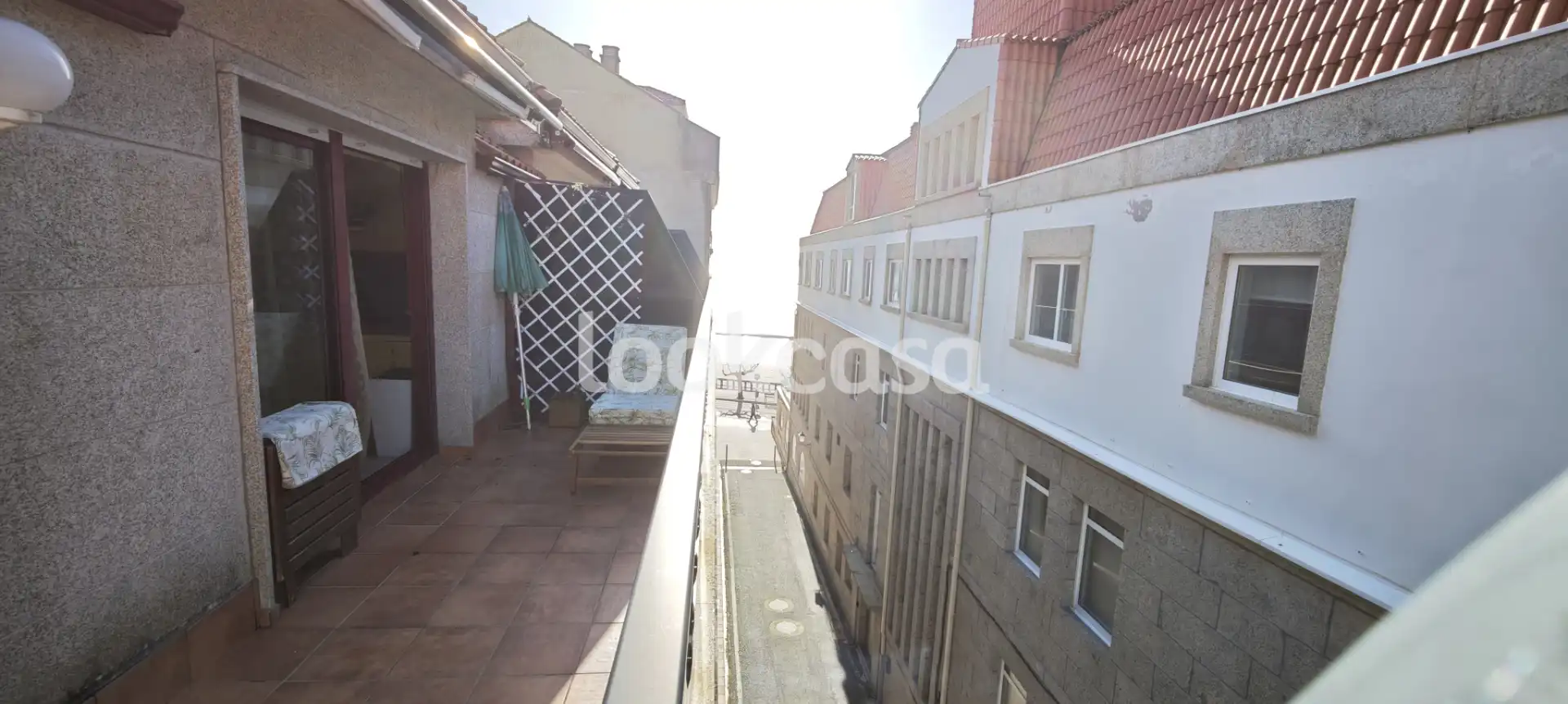 Vista exterior de Ático en venta en Sanxenxo con Calefacción, Parquet y Terraza