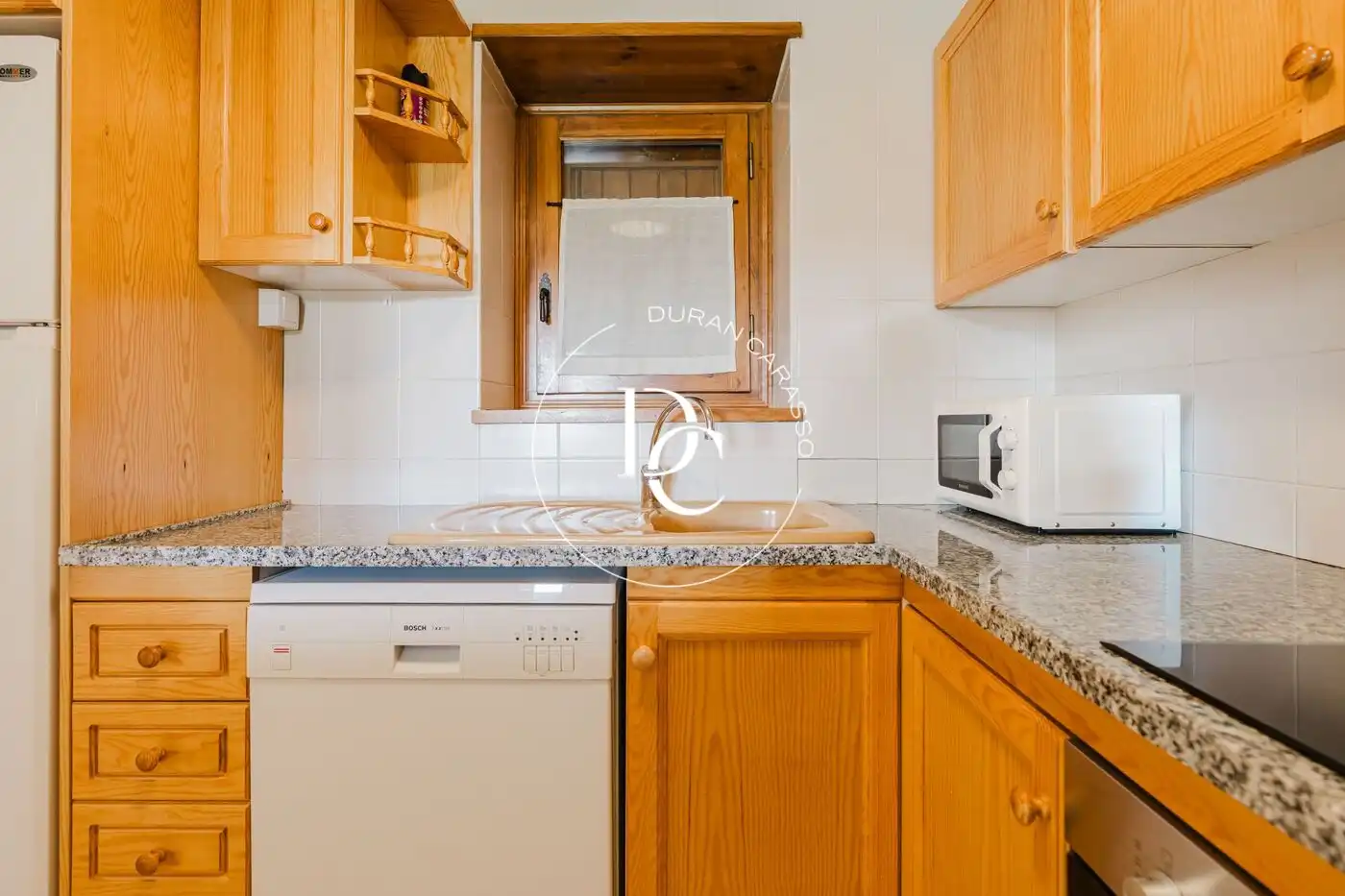 Cocina de Casa o chalet en venta en Ger con Calefacción, Jardín privado y Trastero