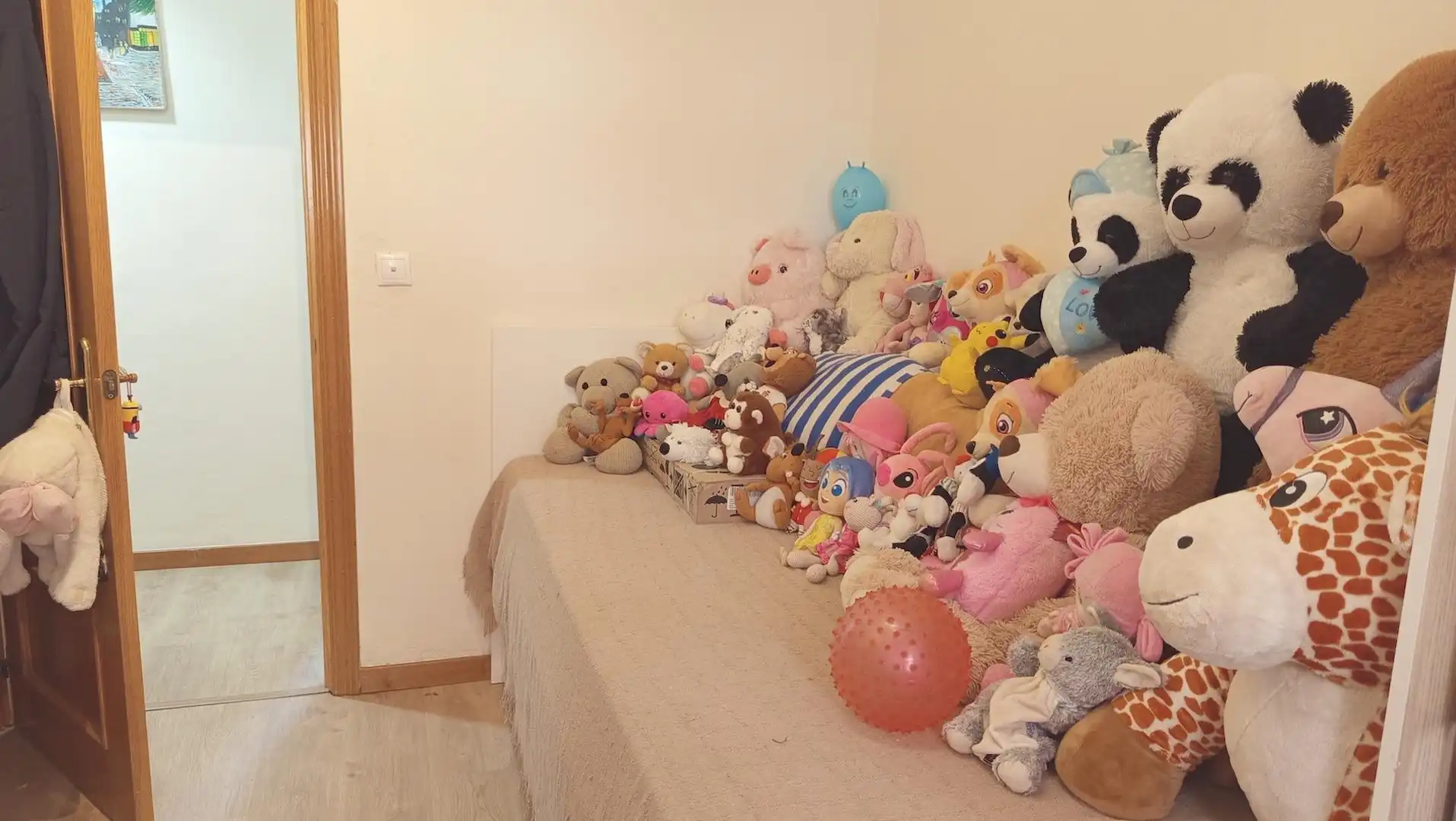 Flat for sale in Zaragoza  with Heating