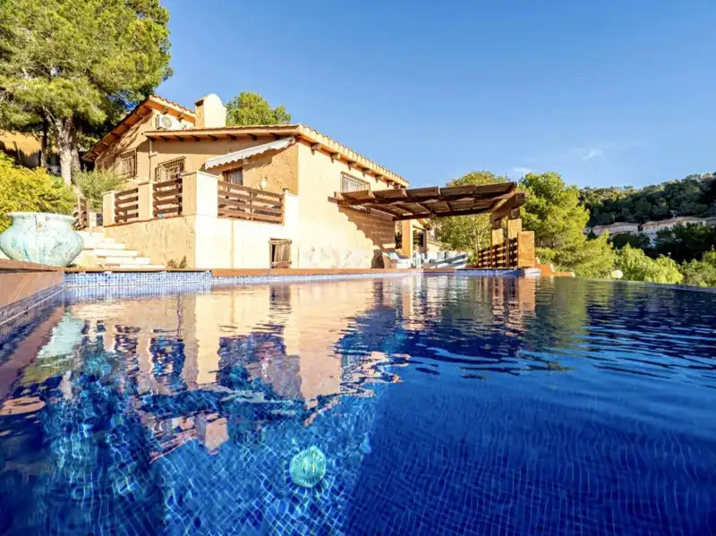 Piscina de Casa o chalet en venta en Roda de Berà con Aire acondicionado, Terraza y Piscina