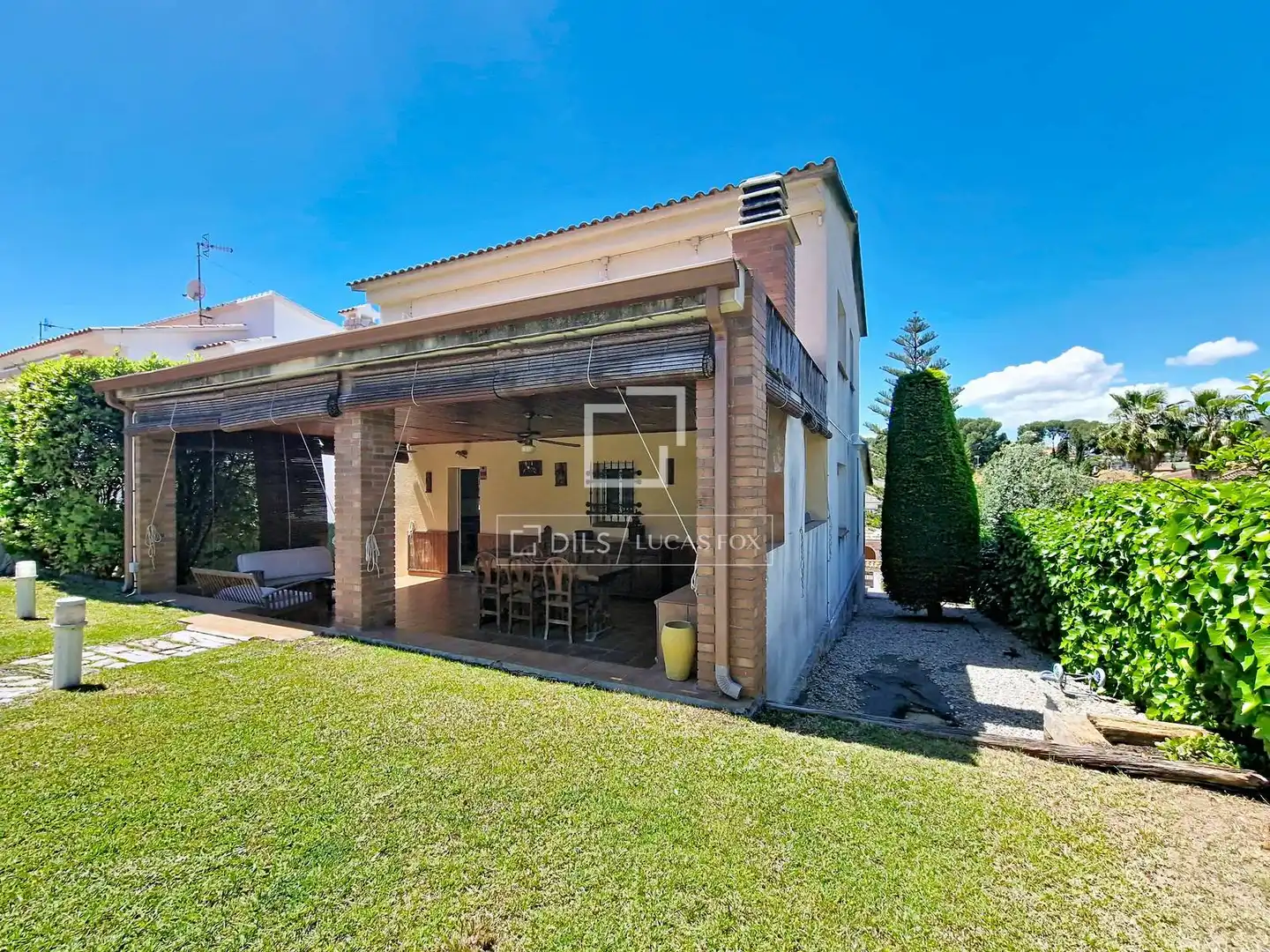 Vista exterior de Casa o chalet de alquiler en Cunit con Aire acondicionado, Calefacción y Jardín privado