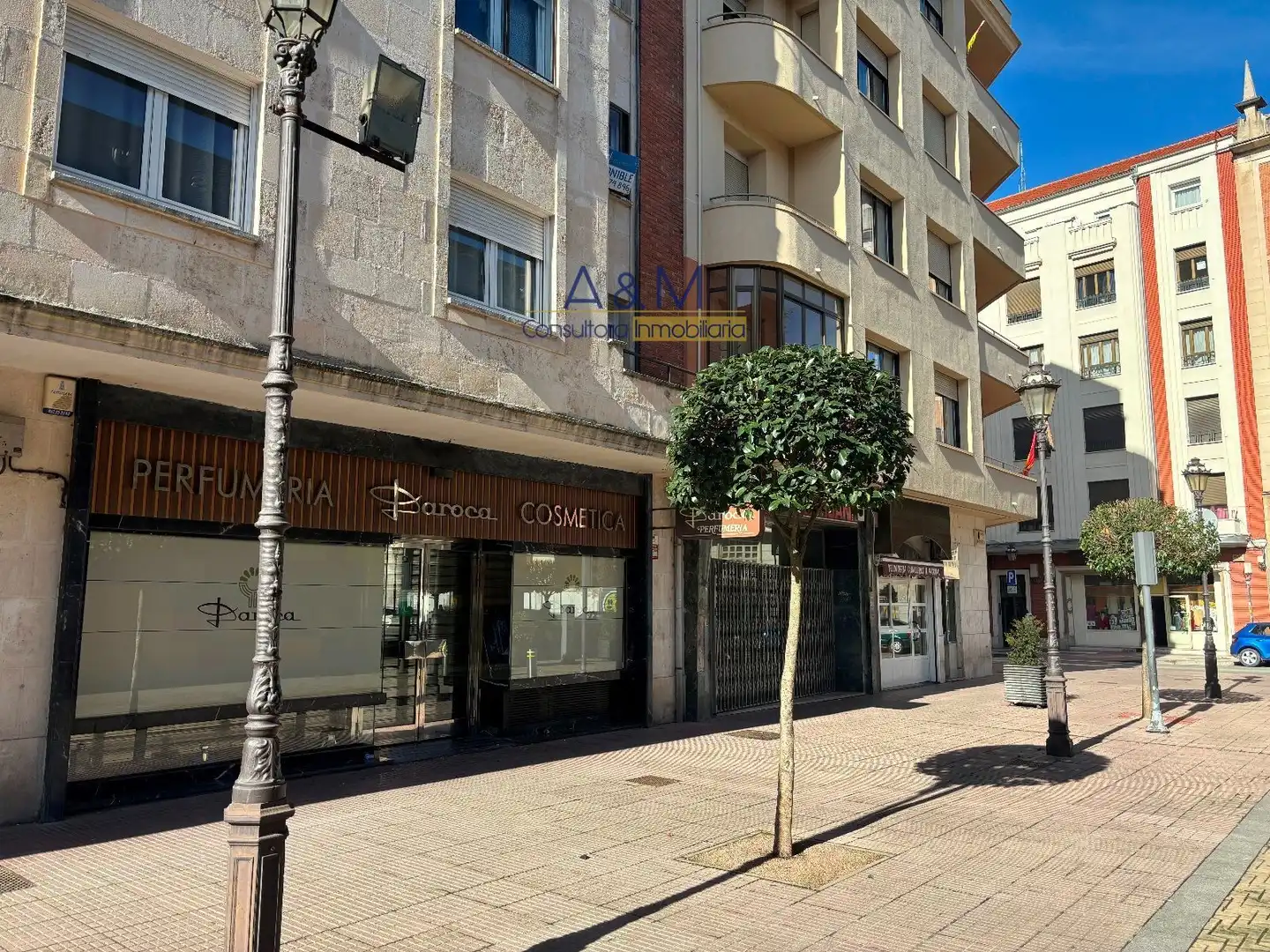Vista exterior de Local en venta en Burgos