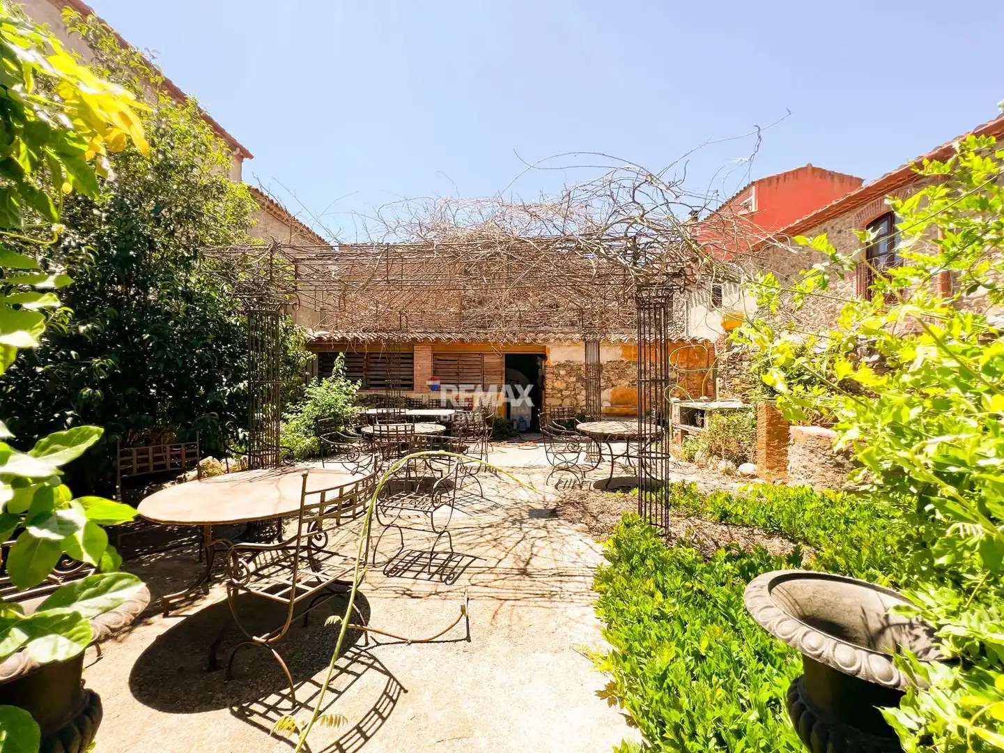 Country house zum Verkauf in Carretera CARRETERA DE MOLLET, Peralada
