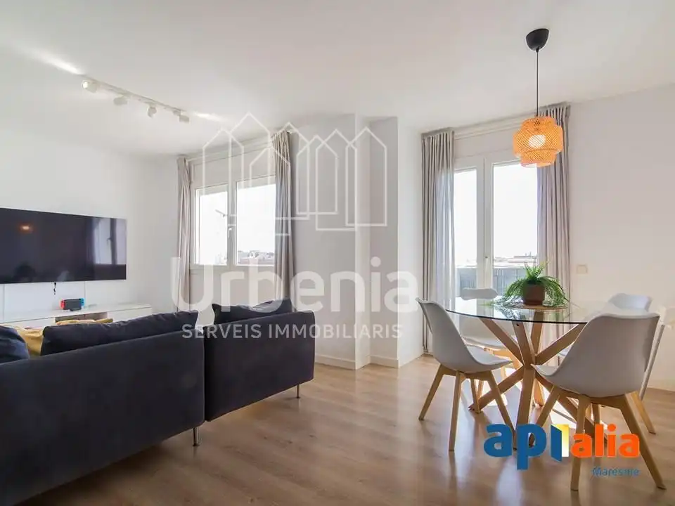 Habitación de Piso en venta en Pineda de Mar con Calefacción y Terraza