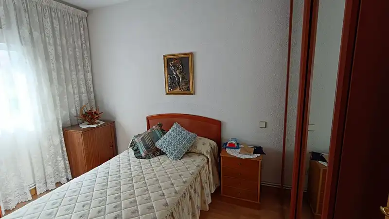Dormitori de Edifici en venda en Madrid
