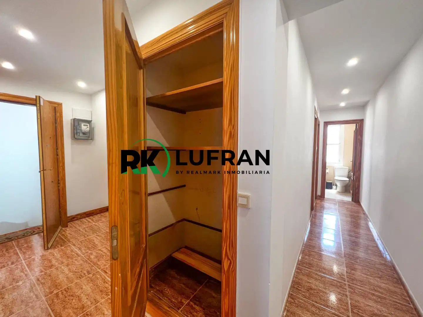 Piso en venta en Alicante / Alacant con Balcón