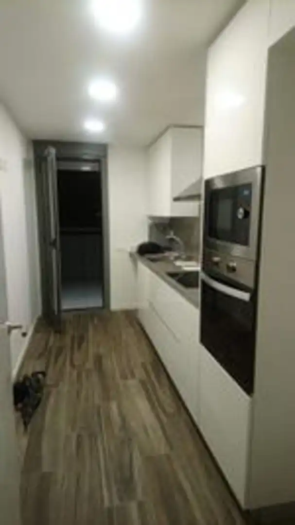 Cocina de Piso de alquiler en Sant Boi de Llobregat con Aire acondicionado y Terraza