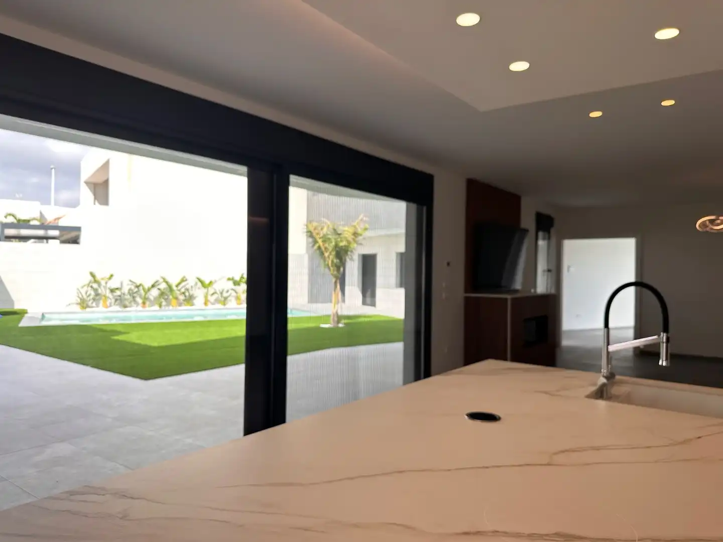 Jardín de Casa o chalet en venta en San Pedro del Pinatar con Aire acondicionado, Calefacción y Trastero
