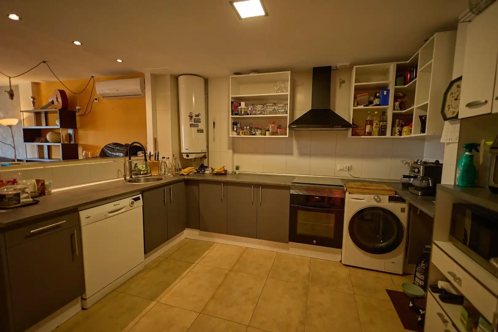 Kitchen of Flat for sale in Porreres  with Air Conditioner, Terrace and Storage room