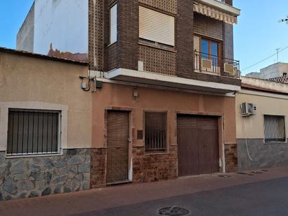 Vista exterior de Casa adosada en venda en Dolores amb Terrassa, Moblat i Balcó