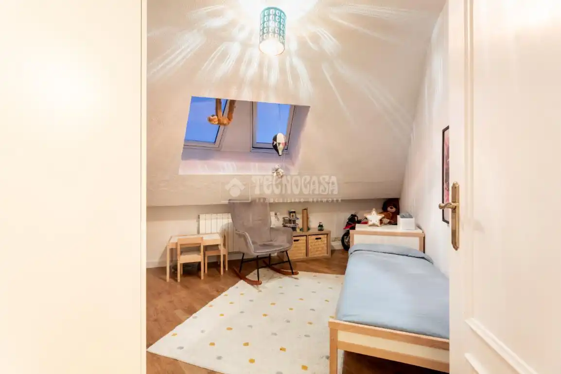 Habitación de Piso en venta en Las Rozas de Madrid con Calefacción y Trastero