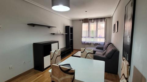 Foto 3 de Piso en venta en Agosto, San Pedro, Albacete Capital