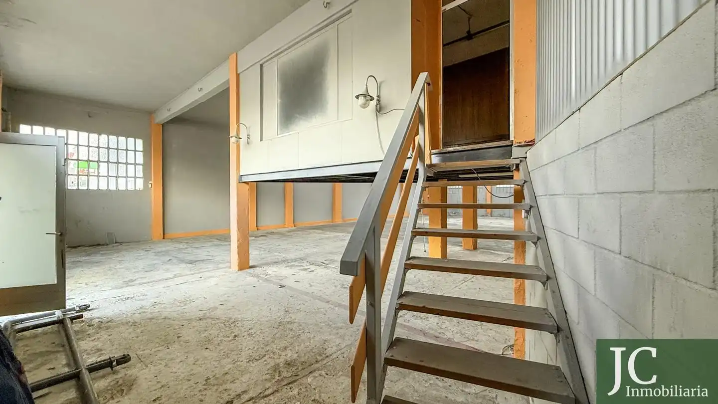 Industrial buildings for rent in Bárcena de Cicero