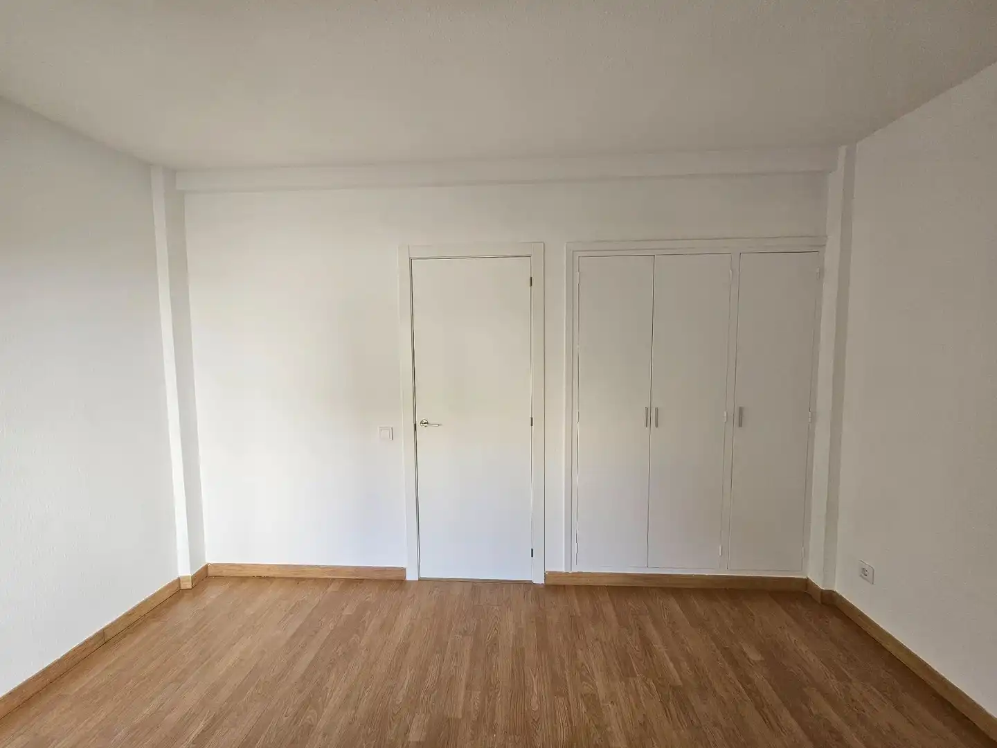 Bedroom of Apartments for rent in Madrid  with Air Conditioner, Heating and Terrace