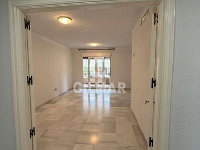Dormitori de Pis de lloguer en  Sevilla Capital amb Aire condicionat, Calefacció i Terrassa