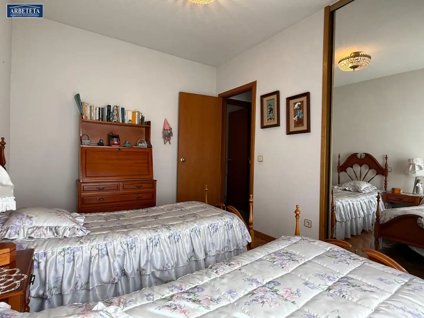 Habitación de Casa o chalet en venta en Guadalajara con Calefacción, Parquet y Terraza