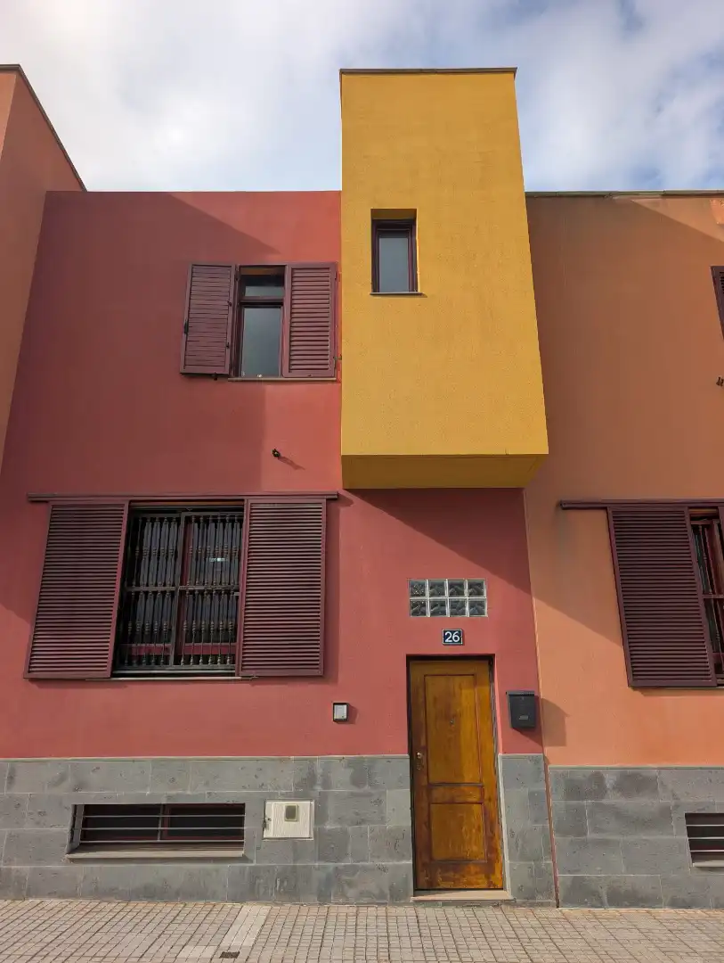 Vista exterior de Dúplex en venda en Las Palmas de Gran Canaria amb Terrassa, Traster i Balcó