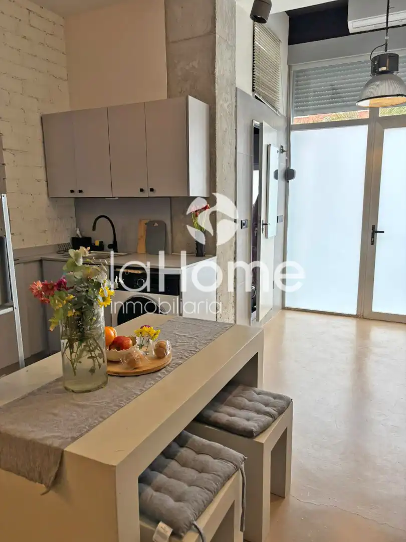 Cuina de Apartament en venda en Paterna amb Aire condicionat, Moblat i Forn