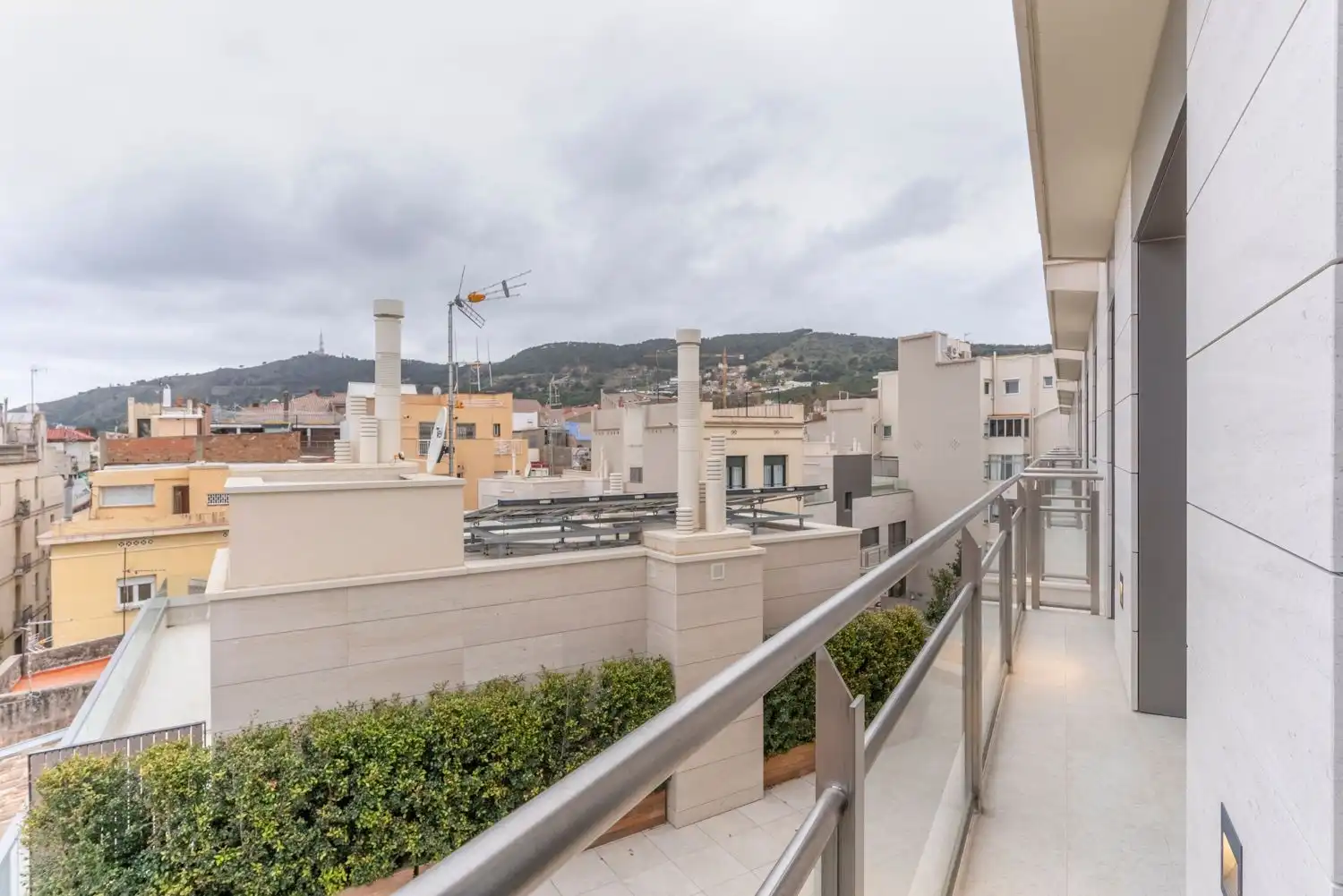 Terrassa de Pis de lloguer en Barcelona amb Aire condicionat, Calefacció i Jardí privat