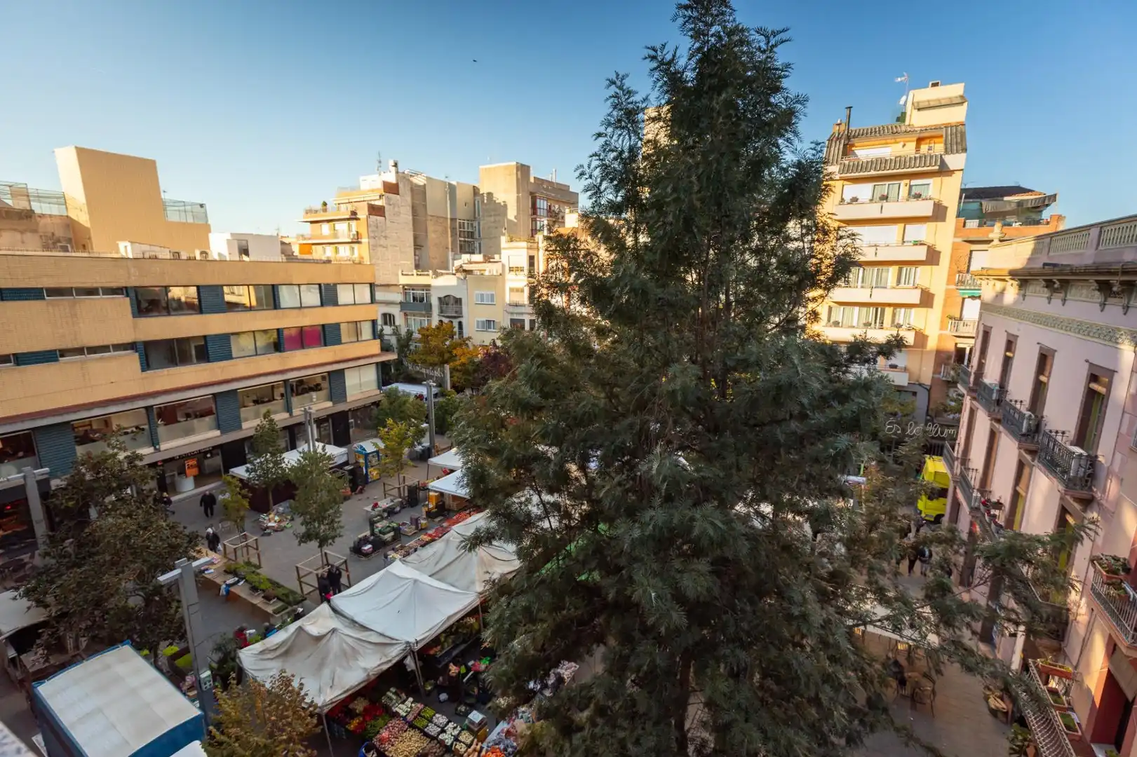 Vista exterior de Piso en venta en Granollers con Aire acondicionado, Calefacción y Terraza