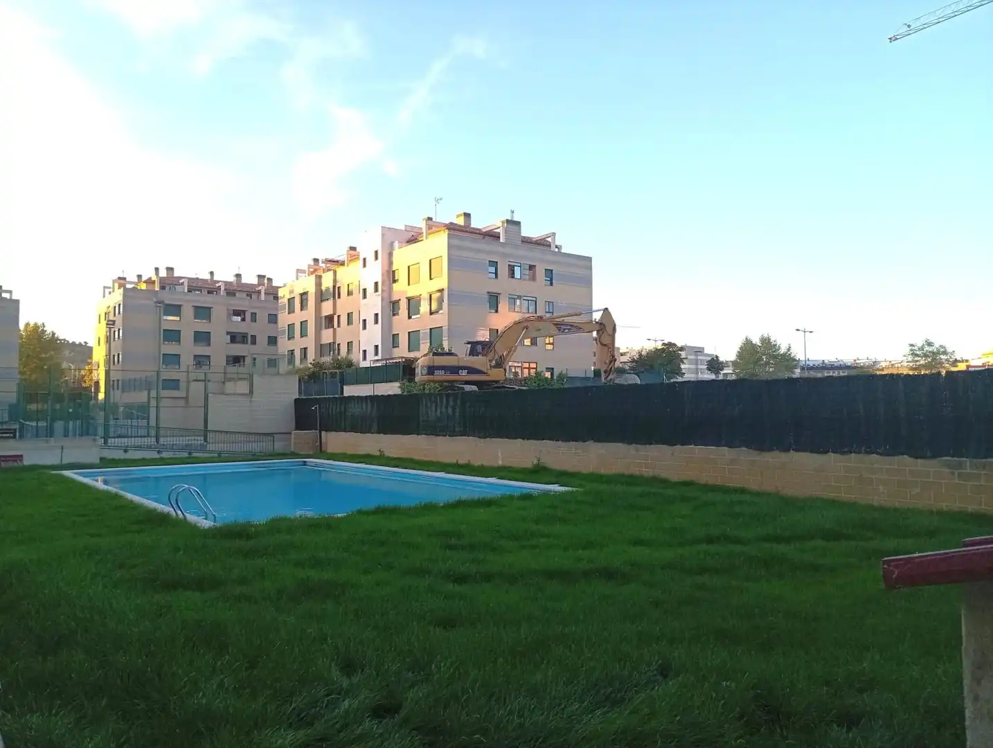 Àtic amb piscina en venda a Aranzana