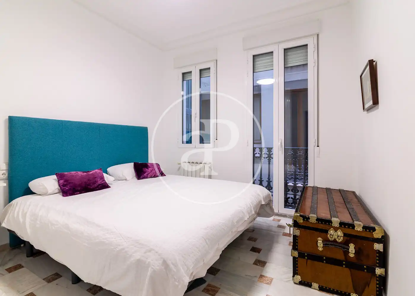 Schlafzimmer von Wohnung zur Miete in Madrid mit Klimaanlage, Heizung und Möbliert
