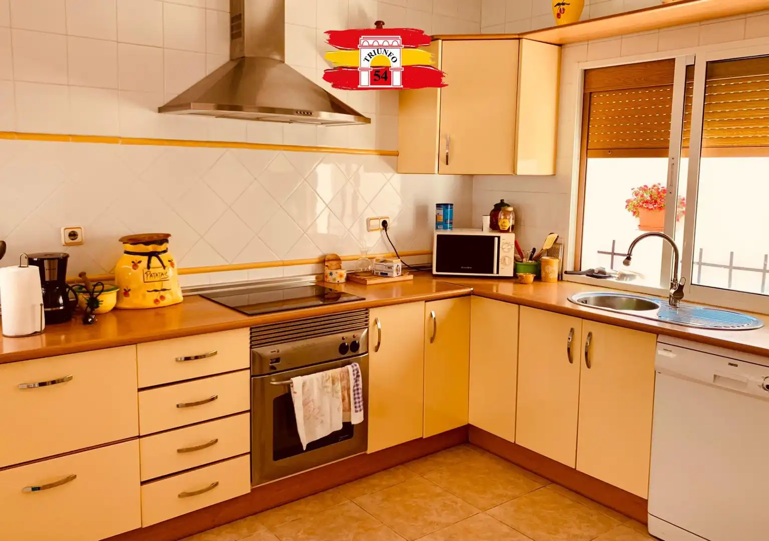 Cocina de Casa o chalet en venta en Pilar de la Horadada con Jardín privado, Terraza y Amueblado