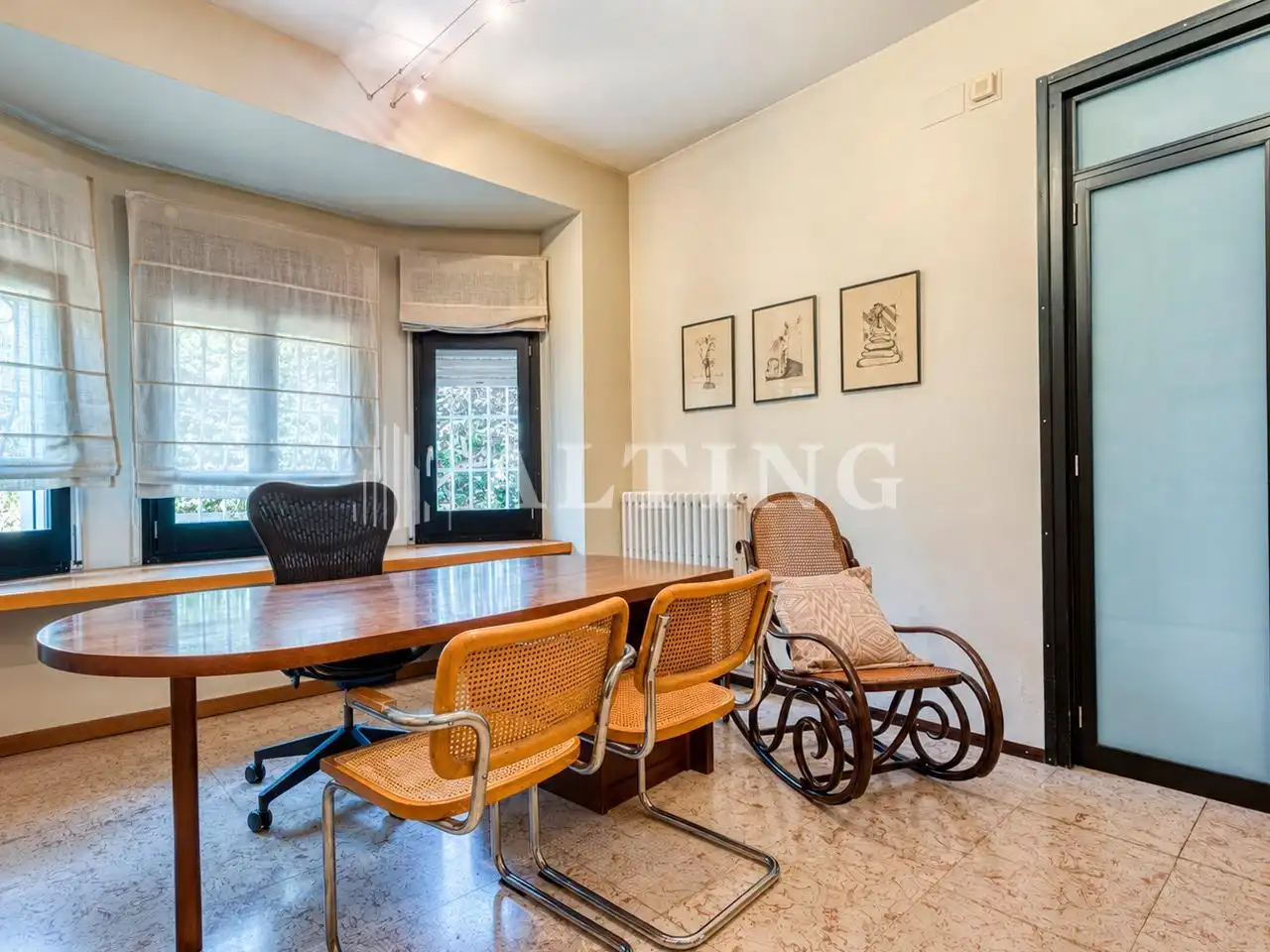 Office for rent in Barcelona  with Heating and Furnished