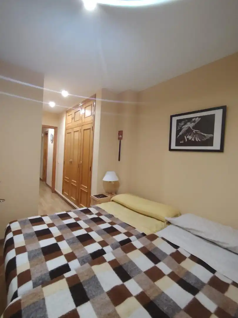 Dormitori de Àtic en venda en La Pobla de Vallbona amb Calefacció i Traster