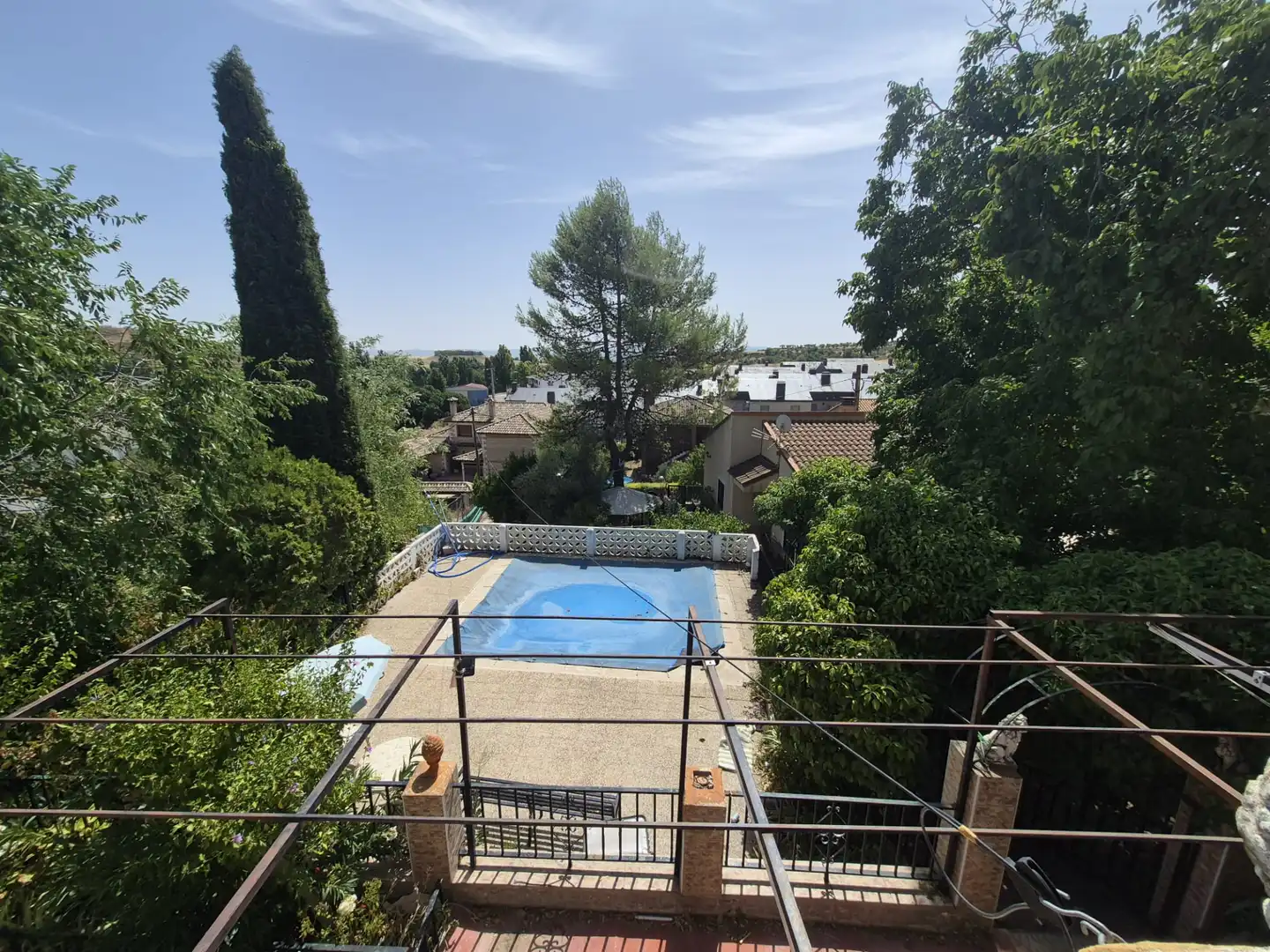 Piscina de Casa o chalet en venta en Albares con Calefacción, Jardín privado y Piscina