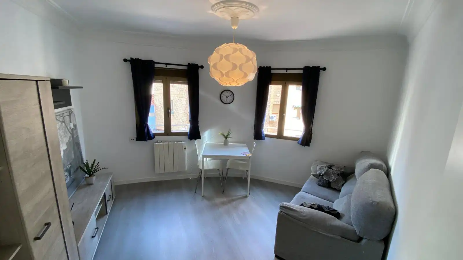 Living room of Flat for sale in Zaragoza  with Air Conditioner, Heating and Terrace